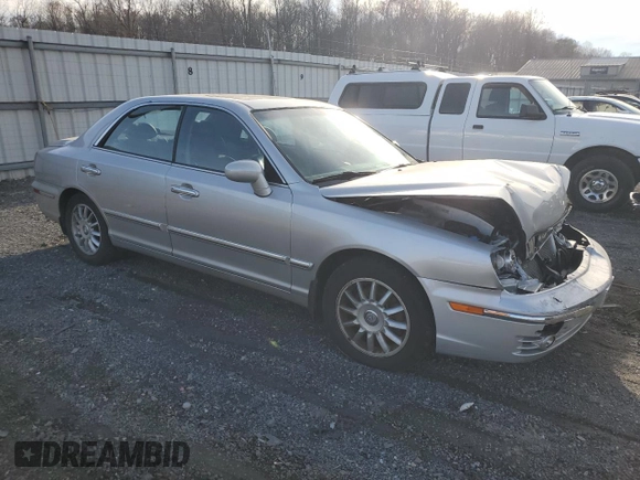 2005 Hyundai XG with VIN KMHFU45E25A426280, listed as a Copart auction lot 82589944 with 120,662 mi miles and Salvage Title. Bid and sale history available at carsss.com. Image 4.