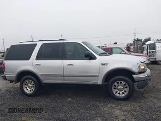 2000 Ford Expedition XLT with VIN 1FMPU16L7YLA54864, listed as a IAAI auction lot 41729630 with 187,444 mi miles and . Bid and sale history available at DreamBid. Image 13.
