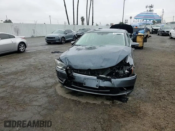 2013 Volkswagen CC Sport with VIN WVWBP7AN0DE546376, listed as a Copart auction lot 47592825 with 118,683 mi miles and Salvage Title. Bid and sale history available at carsss.com. Image 11.