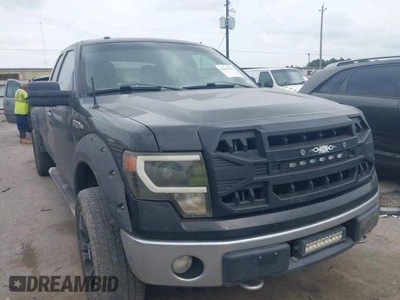 2013 Ford F-150 XL с VIN 1FTFX1EF8DKD18161, выставлен на аукционе IAAI как лот 42291625 с пробегом 228 465 миль миль и . История ставок и продаж доступна на DreamBid. Изображение 1.