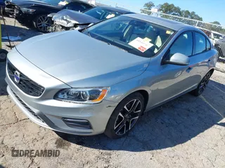 2018 Volvo S60 Dynamic z VIN YV126MFL4J2451903, wystawiony jako IAAI lot #41844843 z przebiegiem 118 026 mil mil oraz . Historia ofert i sprzedaży dostępna na DreamBid. Obrazek 2.