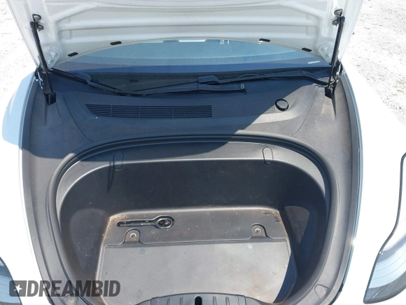 2019 Tesla Model 3 Long Range with VIN 5YJ3E1EB4KF494432, listed as a IAAI auction lot 42009327 with 121,954 mi miles and . Bid and sale history available at DreamBid. Image 10.