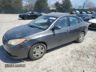 2009 Hyundai Elantra SE z VIN KMHDU46D09U714378, wystawiony jako Copart lot #50921825 z przebiegiem 256 758 mil mil oraz Czysty tytuł • Clean title. Historia ofert i sprzedaży dostępna na DreamBid. Obrazek 1.