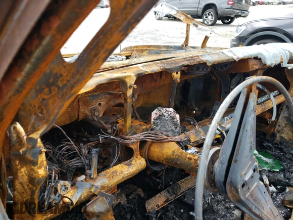 1972 Oldsmobile Cutlass with VIN 3J67K2M227685, listed as a Copart auction lot 62278374 with Not Provided miles and Non Repairable. Bid and sale history available at DreamBid. Image 9.