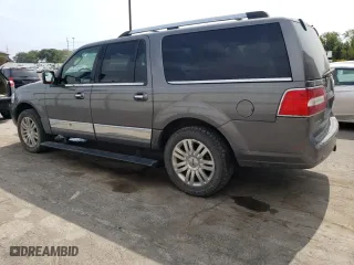 2012 Lincoln Navigator L with VIN 5LMJJ3J57CEL07727, listed as a Copart auction lot 71093504 with 206,585 mi miles and Salvage Title. Bid and sale history available at carsss.com. Image 2.