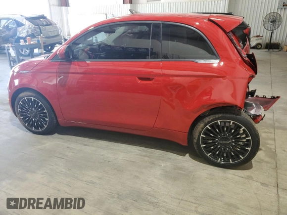 2024 FIAT 500e INSPI(RED) with VIN ZFAFFAA42RX209333, listed as a Copart auction lot 68452924 with 489 mi miles and Salvage Title. Bid and sale history available at carsss.com. Image 2.