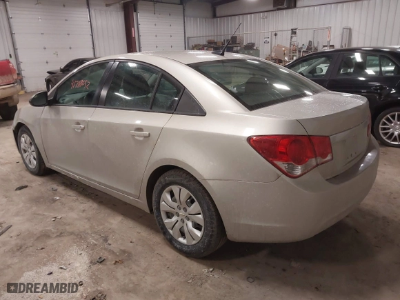2013 Chevrolet Cruze LS with VIN 1G1PA5SG4D7239463, listed as a IAAI auction lot 41718052 with 105,347 mi miles. Bid and sale history available at carsss.com. Image 3.