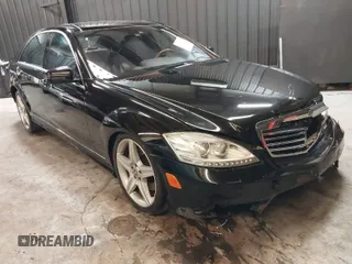 2010 Mercedes-Benz S 550 with VIN WDDNG8GBXAA302453, listed as a IAAI auction lot 41801180 with 84,223 mi miles and . Bid and sale history available at DreamBid. Image 1.