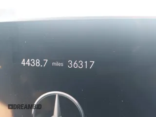 2021 Mercedes-Benz GLB 250 z VIN W1N4M4HB0MW137048, wystawiony jako IAAI lot #40541728 z przebiegiem 36 317 mil mil oraz . Historia ofert i sprzedaży dostępna na DreamBid. Obrazek 16.