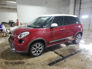 2016 FIAT 500L Trekking with VIN ZFBCFADH4GZ038065, listed as a Copart auction lot 42003775 with 77,949 mi miles and Salvage Title. Bid and sale history available at carsss.com. Image 1.