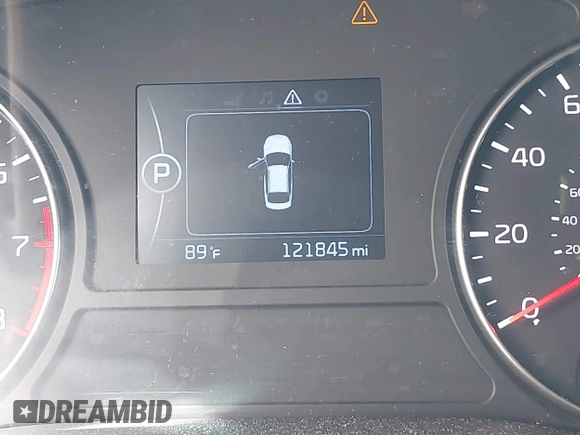 2018 Kia Optima LX z VIN KNAGT4L36J5216858, wystawiony jako IAAI lot #42149047 z przebiegiem 121 845 mil mil oraz . Historia ofert i sprzedaży dostępna na DreamBid. Obrazek 16.