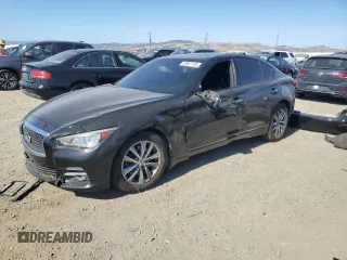 2015 Infiniti Q50 z VIN JN1BV7AR2FM409542, wystawiony jako Copart lot #58967195 z przebiegiem 134 176 mil mil oraz Szkoda całkowita • Salvage title. Historia ofert i sprzedaży dostępna na DreamBid. Obrazek 1.