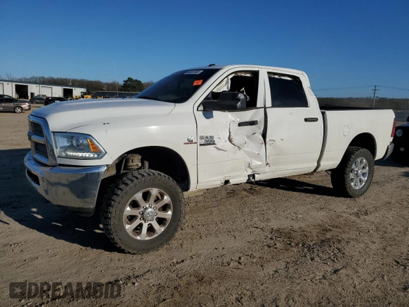 2015 Ram 2500 Tradesman z VIN 3C6UR5CL6FG503506, wystawiony jako Copart lot #46461565 z przebiegiem 236 529 mil mil oraz Czysty tytuł • Clean title. Historia ofert i sprzedaży dostępna na DreamBid. Obrazek 1.