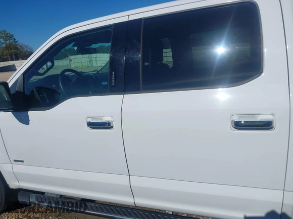 2016 Ford F-150 XL with VIN 1FTEW1CG4GKF39397, listed as a IAAI auction lot 41225215 with 109,090 mi miles and . Bid and sale history available at carsss.com. Image 15.