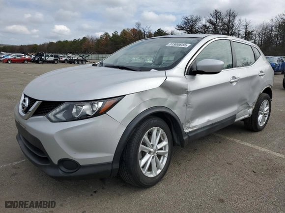 2018 Nissan Rogue Sport S with VIN JN1BJ1CR7JW201711, listed as a Copart auction lot 51900845 with 55,562 mi miles and Salvage Title. Bid and sale history available at carsss.com. Image 1.
