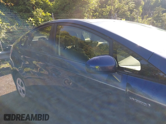2014 Toyota Prius Four with VIN JTDKN3DU6E1738962, listed as a IAAI auction lot 42453971 with 176,133 mi miles and . Bid and sale history available at DreamBid. Image 13.