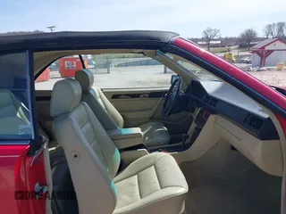 1993 Mercedes-Benz E Class with VIN WDBEA66E7PB881589, listed as a IAAI auction lot 41808158 with 81,268 mi miles. Bid and sale history available at carsss.com. Image 5.