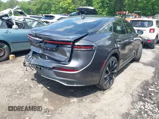 2024 Toyota Crown Platinum z VIN JTDAFAAF3R3007774, wystawiony jako IAAI lot #42138910 z przebiegiem 11 886 mil mil oraz . Historia ofert i sprzedaży dostępna na DreamBid. Obrazek 4.