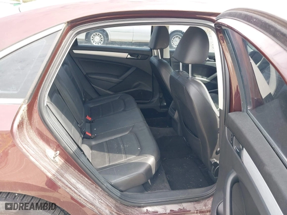 2012 Volkswagen Passat SE w/Sunroof with VIN 1VWBH7A31CC076037, listed as a IAAI auction lot 41905200 with 141,809 mi miles. Bid and sale history available at carsss.com. Image 8.