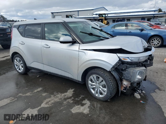 2020 Kia Soul LX with VIN KNDJ23AU2L7101795, listed as a Copart auction lot 46252875 with 0 mi miles and Salvage Title. Bid and sale history available at carsss.com. Image 4.
