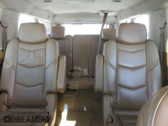 2015 Cadillac Escalade ESV Platinum z VIN 1GYS4UKJ1FR565785, wystawiony jako Copart lot #41651755 z przebiegiem 165 197 mil mil oraz Szkoda całkowita • Salvage title. Historia ofert i sprzedaży dostępna na DreamBid. Obrazek 10.