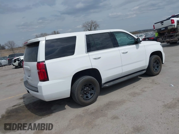 2020 Chevrolet Tahoe Commercial z VIN 1GNSKDEC9LR260983, wystawiony jako IAAI lot #42062097 z przebiegiem 124 911 mil mil oraz . Historia ofert i sprzedaży dostępna na DreamBid. Obrazek 4.