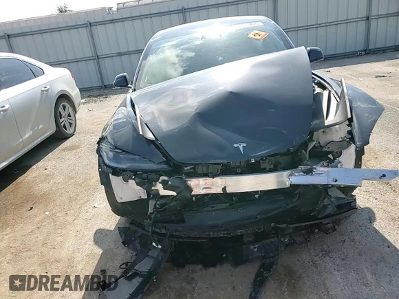 2025 Tesla Model 3 Long Range with VIN 5YJ3E1EA9SF965269, listed as a Copart auction lot 58576425 with Not provided miles and Salvage title. Bid and sale history available at DreamBid. Image 13.