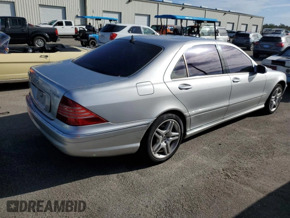 2006 Mercedes-Benz S-Class 4.3L with VIN WDBNG70J56A474482, listed as a Copart auction lot 76057624 with 0 mi miles and Clean Title. Bid and sale history available at carsss.com. Image 3.