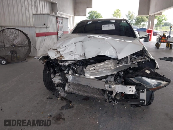 2018 Mercedes-Benz C 300 with VIN WDDWF4JBXJR407116, listed as a IAAI auction lot 42392862 with 66,182 mi miles and . Bid and sale history available at DreamBid. Image 12.