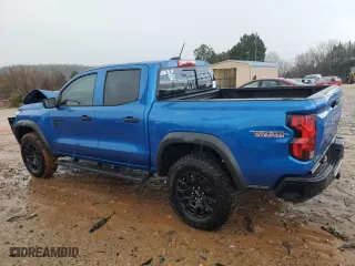 2024 Chevrolet Colorado 4WD Trail Boss with VIN 1GCPTEEK9R1242936, listed as a Copart auction lot 47738705 with 5,940 mi miles and Salvage Title. Bid and sale history available at carsss.com. Image 2.