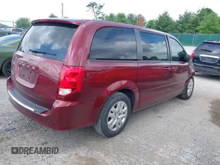 2017 Dodge Grand Caravan SE z VIN 2C4RDGBG3HR618462, wystawiony jako IAAI lot #42234091 z przebiegiem 200 677 mil mil oraz . Historia ofert i sprzedaży dostępna na DreamBid. Obrazek 4.