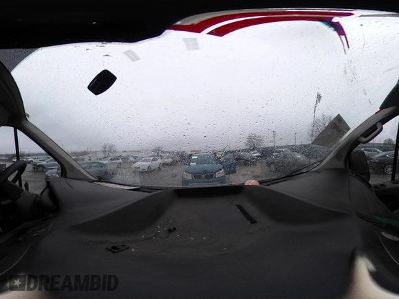 2018 Ford Transit z VIN 1FTYR2CM1JKA72172, wystawiony jako IAAI lot #41864907 z przebiegiem Nie podano mil oraz . Historia ofert i sprzedaży dostępna na DreamBid. Obrazek 17.