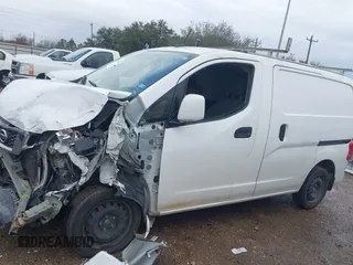 2018 Nissan NV200 SV z VIN 3N6CM0KN3JK693485, wystawiony jako IAAI lot #41699643 z przebiegiem Nie podano mil oraz . Historia ofert i sprzedaży dostępna na DreamBid. Obrazek 15.