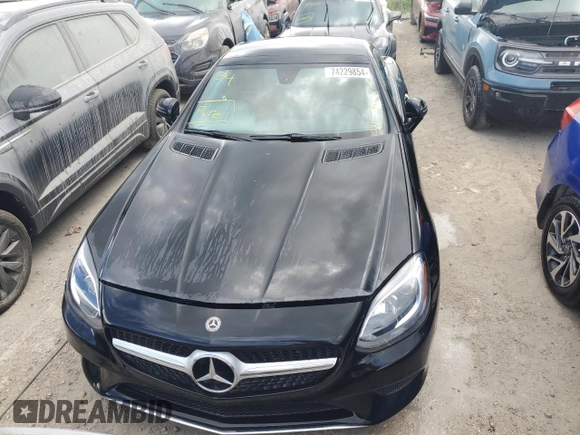2018 Mercedes-Benz SLC 300 с VIN WDDPK3JA2JF152240, выставлен на аукционе Copart как лот 74229854 с пробегом Не указан миль и На запчасти • Non repairable. История ставок и продаж доступна на DreamBid. Изображение 5.