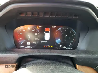 2020 Volvo XC90 Inscription with VIN YV4A22PL8L1573749, listed as a Copart auction lot 60938734 with 100,982 mi miles and Salvage Title. Bid and sale history available at carsss.com. Image 9.