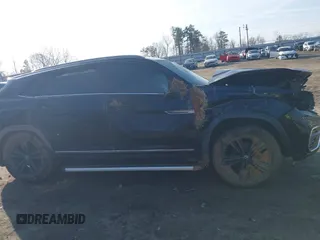 2021 Volkswagen Atlas SE z VIN 1V2RE2CA8MC201494, wystawiony jako IAAI lot #41498075 z przebiegiem 67 687 mil mil oraz . Historia ofert i sprzedaży dostępna na DreamBid. Obrazek 12.