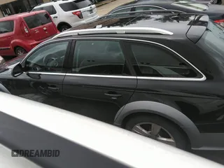 2013 Audi allroad A4 Premium z VIN WA19FAFL9DA220535, wystawiony jako IAAI lot #42367654 z przebiegiem 174 896 mil mil oraz . Historia ofert i sprzedaży dostępna na DreamBid. Obrazek 14.