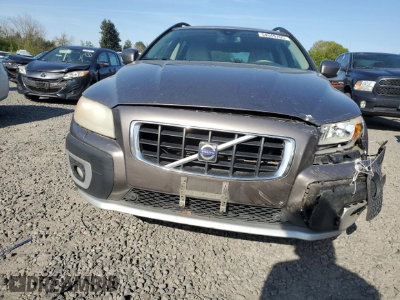 2008 Volvo XC70 z VIN YV4BZ982281000951, wystawiony jako Copart lot #54548705 z przebiegiem 231 653 mil mil oraz Szkoda całkowita • Salvage title. Historia ofert i sprzedaży dostępna na DreamBid. Obrazek 5.