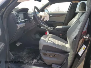 2024 Volkswagen Atlas SEL R-Line with VIN 1V2AE2CAXRC228149, listed as a Copart auction lot 51111825 with 6,548 mi miles and Salvage title. Bid and sale history available at DreamBid. Image 7.
