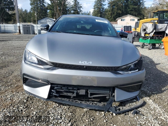 2022 Kia EV6 GT-Line with VIN KNDC4DLC1N5062161, listed as a Copart auction lot 47747885 with 40,804 mi miles and Salvage Title. Bid and sale history available at carsss.com. Image 5.