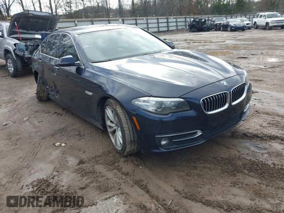2015 BMW 5 Series 535i with VIN WBA5B1C58FG127959, listed as a IAAI auction lot 41571017 with 122,274 mi miles and . Bid and sale history available at carsss.com. Image 1.