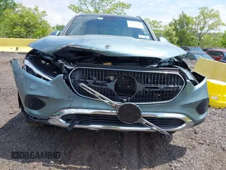 2025 Mercedes-Benz GLC 300 z VIN W1NKM4HB7SF357792, wystawiony jako IAAI lot #42177374 z przebiegiem 982 mil mil oraz . Historia ofert i sprzedaży dostępna na DreamBid. Obrazek 12.