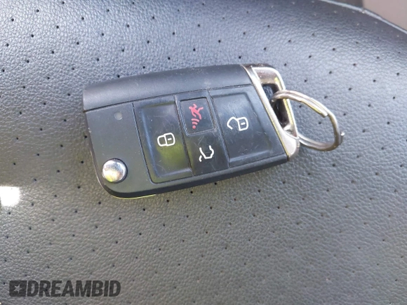 2018 Volkswagen Tiguan SEL с VIN 3VV2B7AX7JM138559, выставлен на аукционе IAAI как лот 42564565 с пробегом 74 602 миль миль и . История ставок и продаж доступна на DreamBid. Изображение 11.