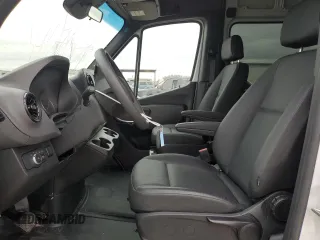 2024 Mercedes-Benz Sprinter Cargo with VIN W1W4NBHY3RT167719, listed as a Copart auction lot 45290775 with 2,544 mi miles and Salvage Title. Bid and sale history available at carsss.com. Image 7.