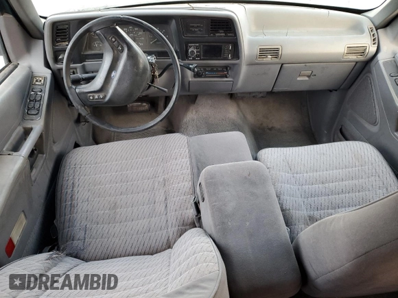 1994 Ford Explorer Eddie Bauer z VIN 1FMDU34X1RUA09337, wystawiony jako Copart lot #87915175 z przebiegiem 77 989 mil mil oraz Szkoda całkowita • Salvage title. Historia ofert i sprzedaży dostępna na DreamBid. Obrazek 8.