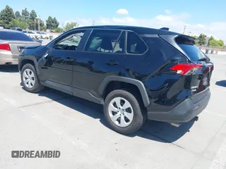 2023 Toyota RAV4 LE z VIN 2T3F1RFV1PC370198, wystawiony jako IAAI lot #42146933 z przebiegiem 19 984 mil mil oraz . Historia ofert i sprzedaży dostępna na DreamBid. Obrazek 3.
