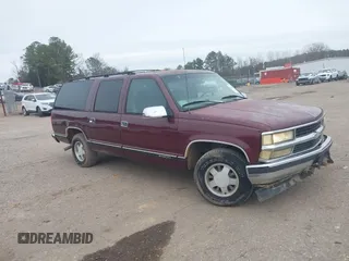 1999 Chevrolet Suburban with VIN 3GNEC16R5XG114890, listed as a IAAI auction lot 41345029 with 274,687 mi miles. Bid and sale history available at carsss.com. Image 1.