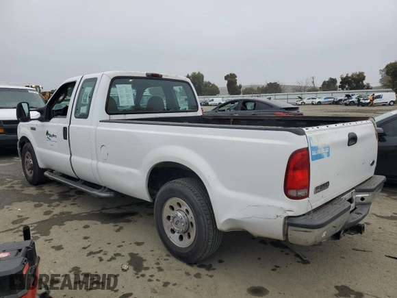 2005 Ford Super Duty F-250 XL with VIN 1FTSX20545EC77319, listed as a Copart auction lot 85837724 with 207,605 mi miles and Clean Title. Bid and sale history available at carsss.com. Image 2.