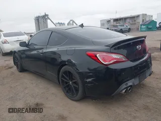 2013 Hyundai Genesis Coupe R-Spec with VIN KMHHU6KJ0DU105695, listed as a IAAI auction lot 42605527 with 115,875 mi miles and . Bid and sale history available at DreamBid. Image 3.