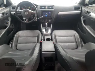 2013 Volkswagen Jetta SE z VIN 3VWDX7AJ9DM368707, wystawiony jako Copart lot #50542785 z przebiegiem 100 395 mil mil oraz Szkoda całkowita • Salvage title. Historia ofert i sprzedaży dostępna na DreamBid. Obrazek 8.